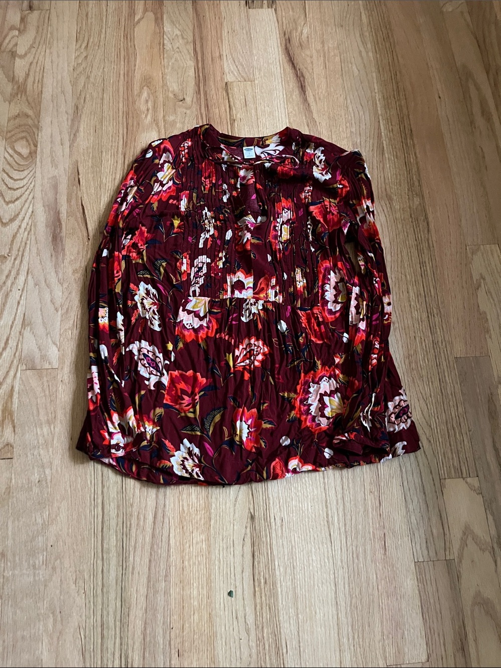 Old Navy Burgundy Floral Pintuck Blouse
